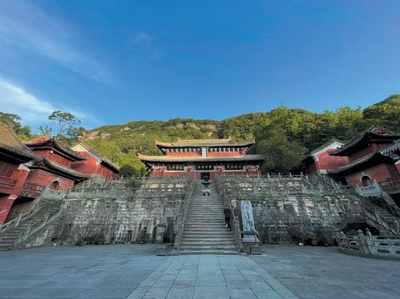 奉獻優品 服務萬家 萬品優(湖北)建筑ldquo;守合同·重信用”工作側記